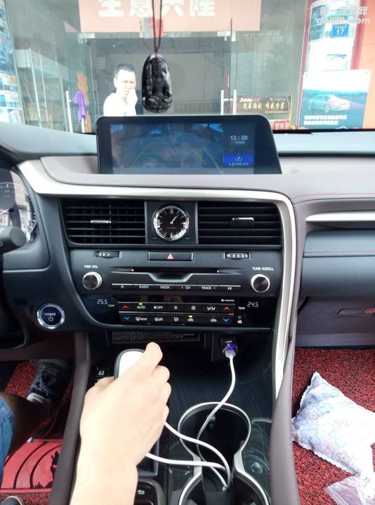 深圳龙岗区坂田雷克萨斯RX加装安卓大屏导航倒车影像