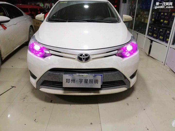 丰田威驰改装海拉5透镜郑州专业改灯