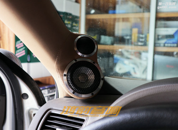 济南汽车音响改装大众速腾升级雷贝琴网红RS2.3主动三分频