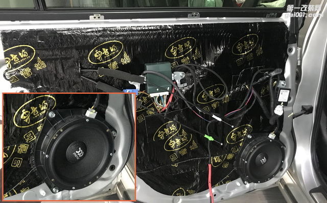 7 摩雷听玛仕舞602中低音喇叭装于后门原位.JPG