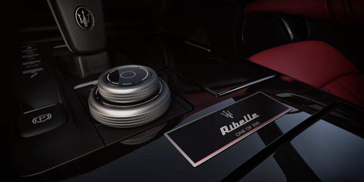 2018-Maserati-Ghibli-Ribelle-build-plaque.jpg
