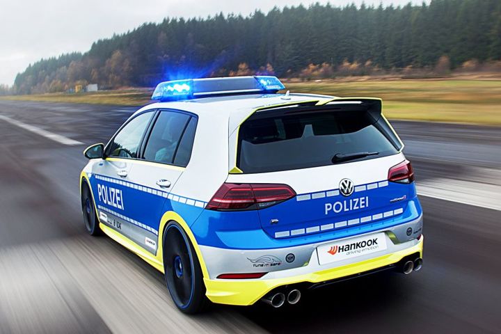 oettinger-vw-golf-400r-is-a-nightmare-police-car_3.jpg