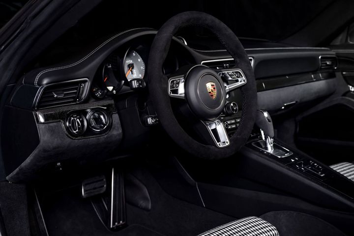 德国改装厂商Mcchip-DKR改装991.2保时捷911 Targa 4 GTS