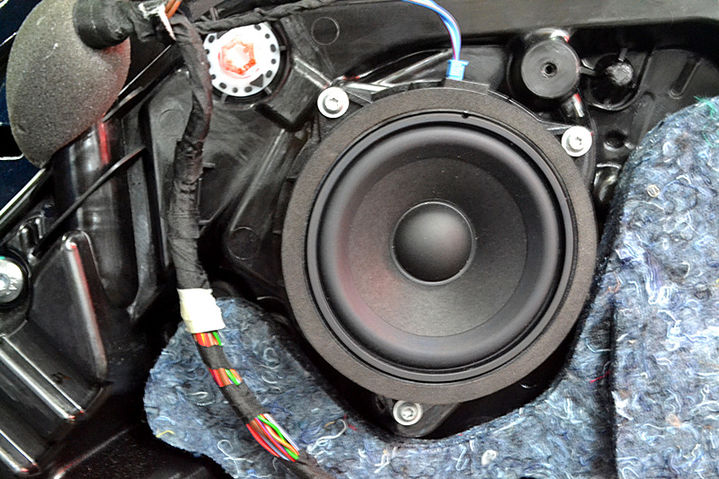 宝马X3汽车音响无损改装德国零点专用系列武汉音乐之声