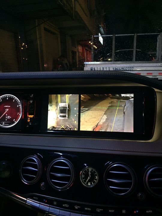 奔驰S级改装360度全景行车记录仪