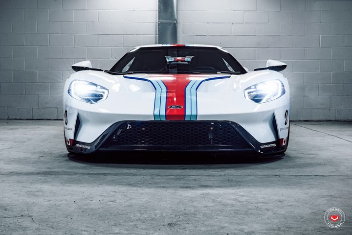 ford-gt-gets-martini-livery-and-vossen-wheels-for-the-cars-and-coffee-look_8.jpg