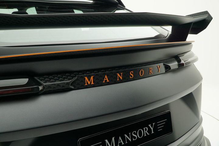 Mansory发布全新改装版Mansory Venatus