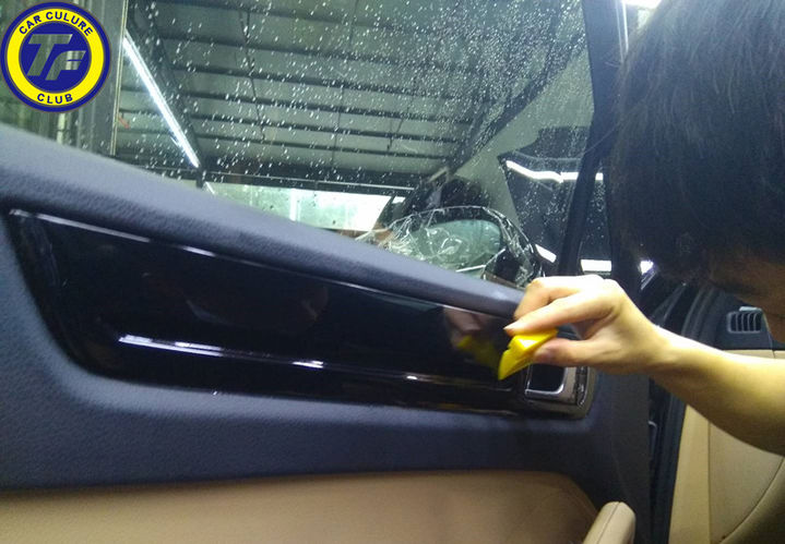划痕伤漆又伤心？保时捷卡宴施工龙膜G2漆面保护膜-保护车漆不受损。