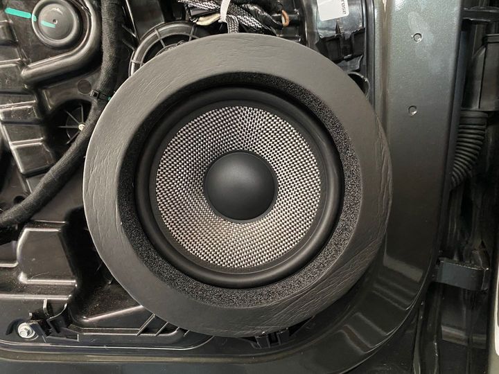 汕头星悦汽车音响沃尔沃XC60一起感受好音响的魅力改装FOCAL法国劲浪套餐喇叭