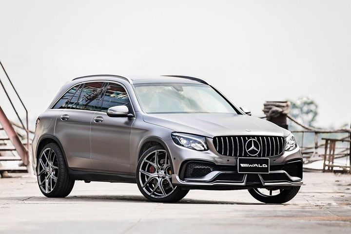mercedes-glc-class-black-bison-tuned-by-wald-has-a-nose-implant_14.jpg