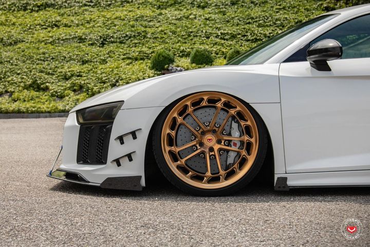 audi-r8-gets-vossen-lc2-c1-gold-wheels-and-racing-body-kit_1.jpg