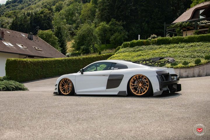 audi-r8-gets-vossen-lc2-c1-gold-wheels-and-racing-body-kit_3.jpg