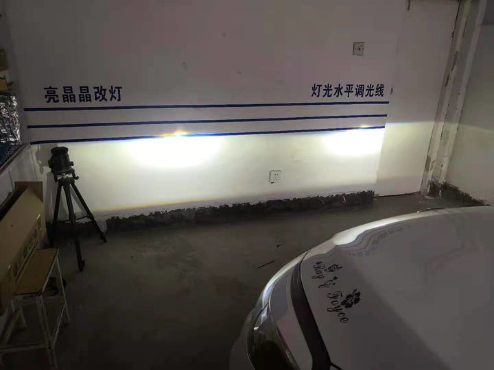 郑州亮晶晶改灯现代起亚K3卤素车灯不亮改装天机激光透镜