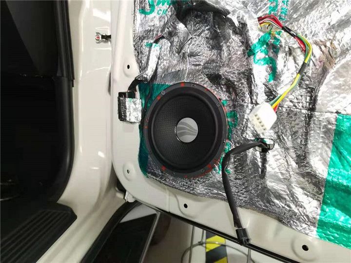 噪音隔绝音质提升 武汉歌德三菱帕杰罗汽车隔音改装