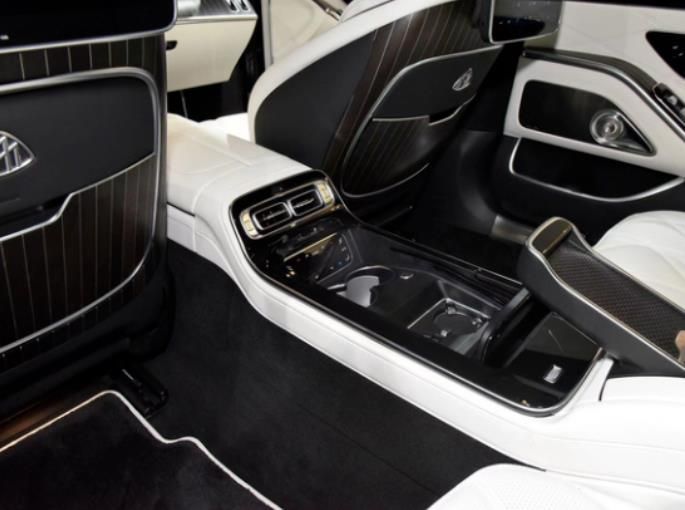 新款迈巴赫S480五座改四座，办公也能享受超大豪华空间