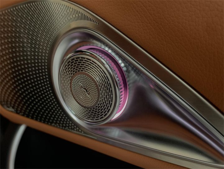23款迈巴赫S480升级4D旋转高音，提升车内氛围感