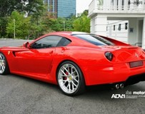 ADV.1 Wheels改裝法拉利599 GTB Fiorano紅色兩門小跑
