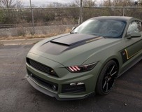 軍綠色Roush RST EcoBoost野馬
