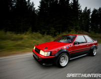 豐田卡羅拉AE86改裝車