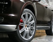 保時(shí)捷卡宴原廠GTS配件升級