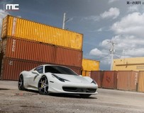 白色法拉利458 Spider改裝Vellano輪轂