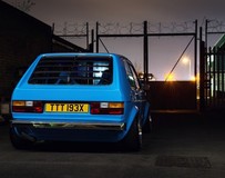 藍(lán)色改裝版大眾高爾夫MK1