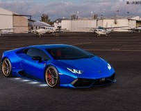 Sunus Motorsport改裝藍(lán)色鍍鉻蘭博基尼Huracan