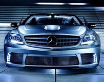 Famous Parts 改裝奔馳CL63 AMG 黑盒寬體版