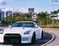 Liberty Walk日產(chǎn)GT-R改裝Brixton輪轂