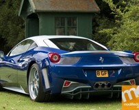 藍白古典紳士 法拉利458 Italia E2