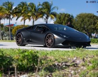 Vossen Wheels改裝亞光黑色蘭博基尼Huracan Poses