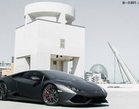 令人驚嘆的黑色蘭博基尼Huracan與ADV.1車輪