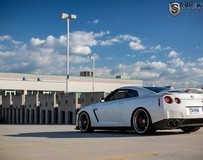 純白精靈 Strasse Forged改裝白色日產(chǎn)GT-R