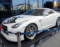 電鍍輪轂裝車圖