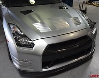 Vivid Racing為GT-R打造全新動(dòng)力與操控升級(jí)套件