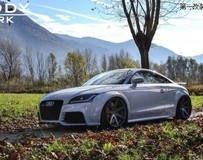 寬體奧迪TT-RS改裝Rohana RC7輪轂