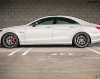奶白小王子Mode Carbon改裝梅賽德斯 - 奔馳CLS63 AMG