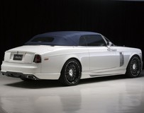 國外改裝“黑色野牛版”勞斯萊斯幻影敞篷