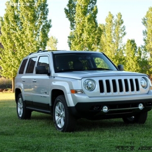 售价23.89-27.89万 Jeep自由客正式上市