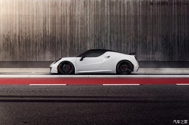 阿尔法罗密欧 ALFA 4C 2015款 基本型